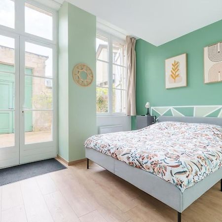 Appartement Lumineux Avec Cour Chaumont  Esterno foto